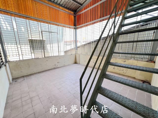 西區透天-11