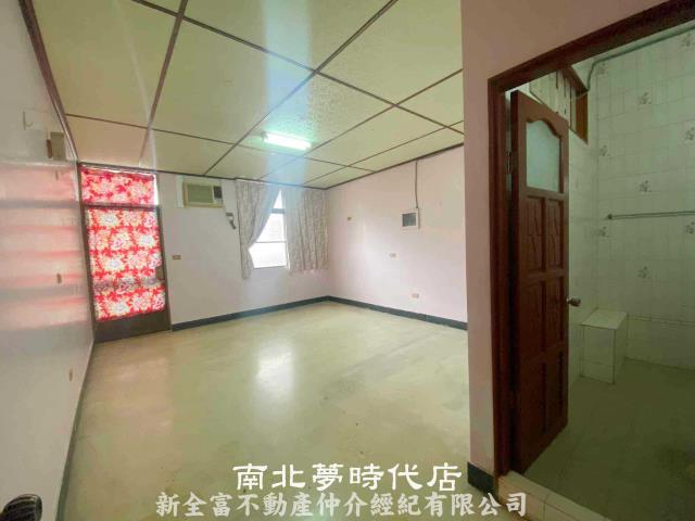 中西區透天-6