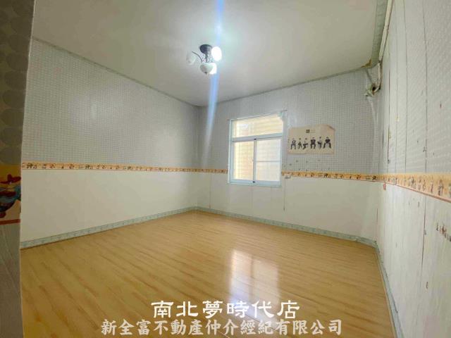 中西區透天-7