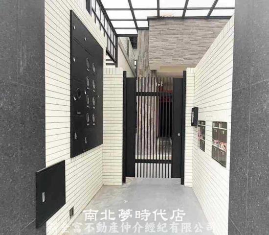 佳里華廈-11