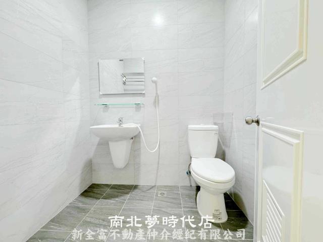台南永康透天-11