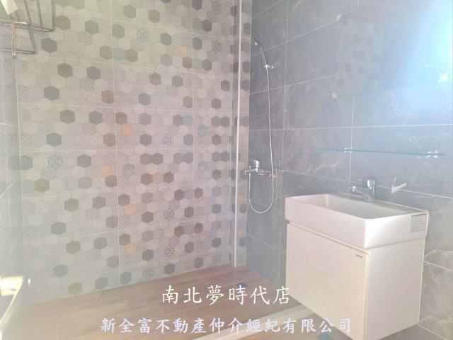 台南安南透天-12