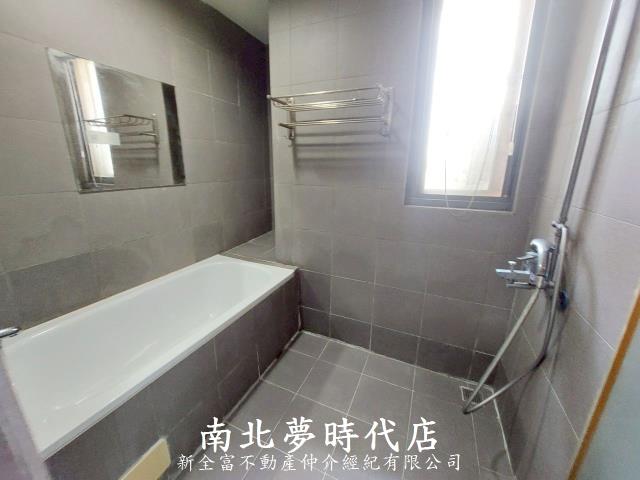 台南東區套房-10