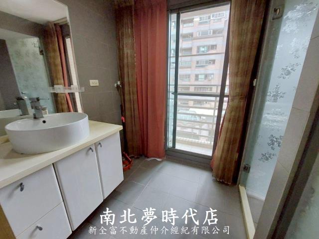 台南東區套房-8