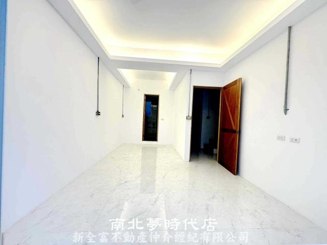 台南東區透天-2