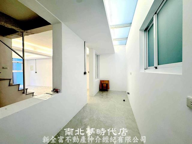 台南東區透天-8