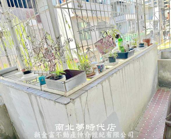 東區透天-12