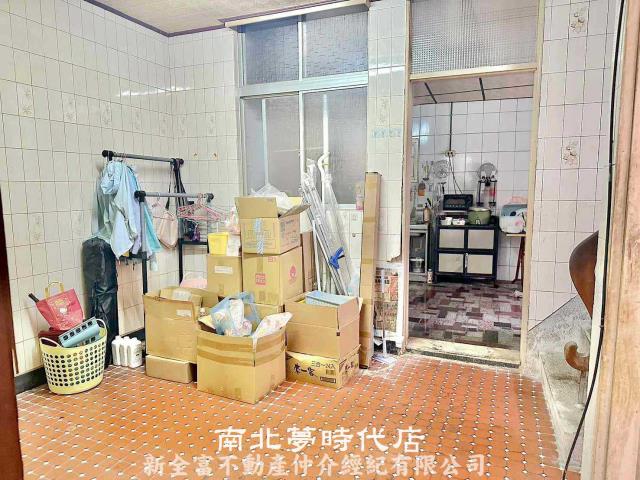 東區透天-1