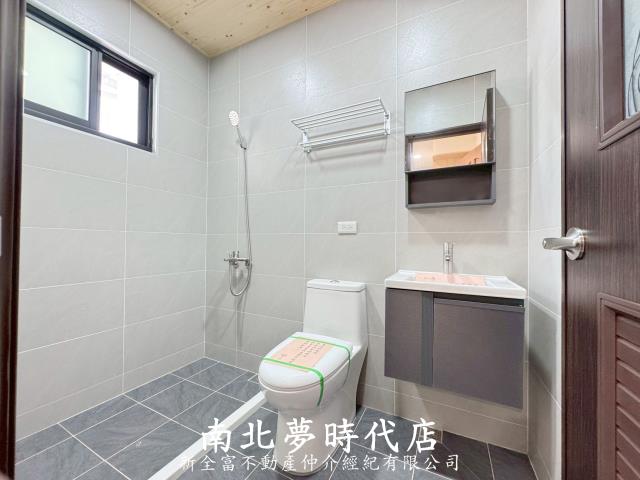 台南安南透天-11