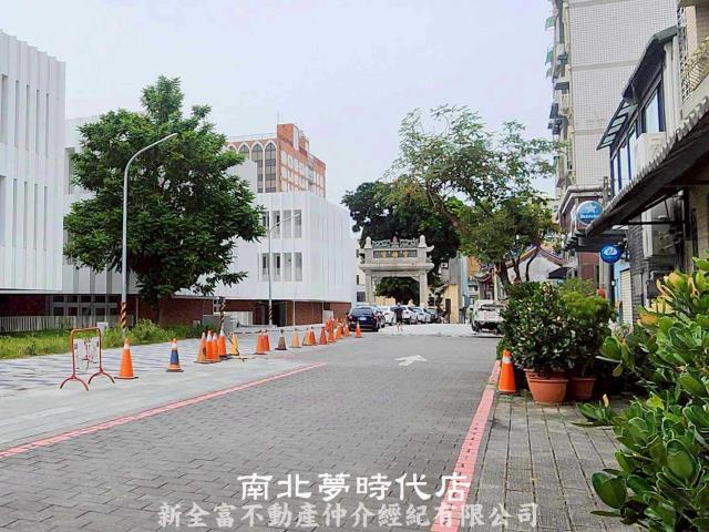 中西區透天-12