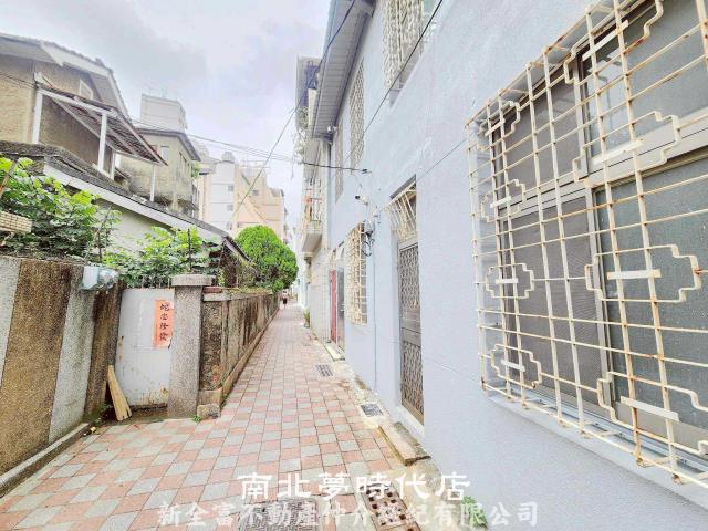 中西區透天-7