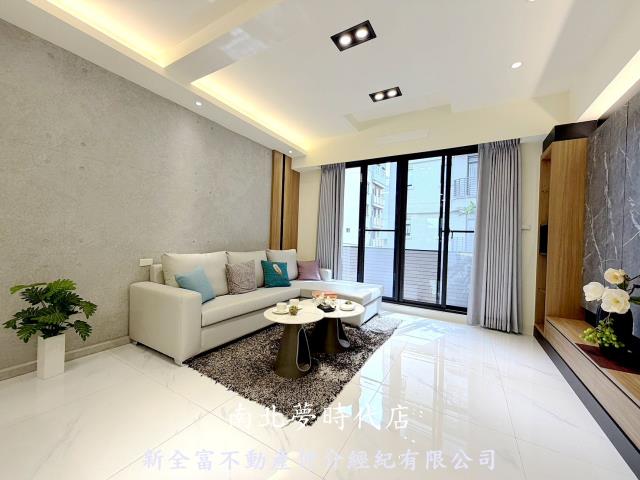 台南東區透天-1