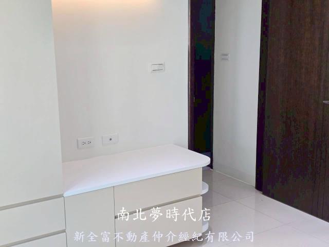 台南新市大樓-8