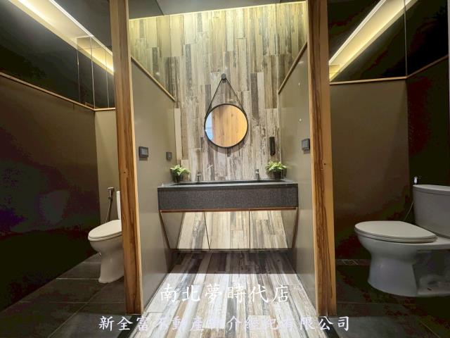 台南安平透天-11