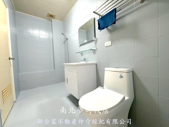 台南安平透天-12