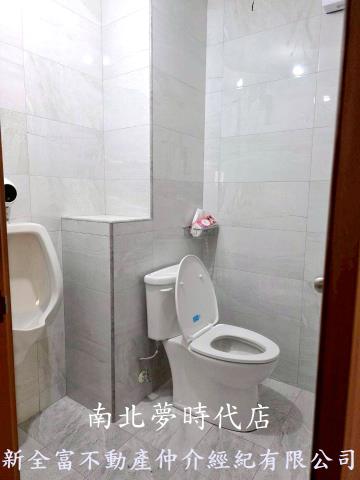 高雄茄萣店面-3