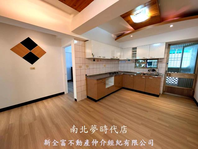 台南華廈-1