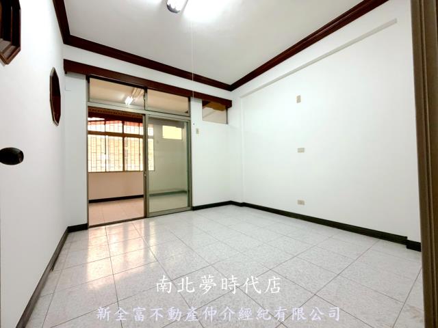 中西區透天-4