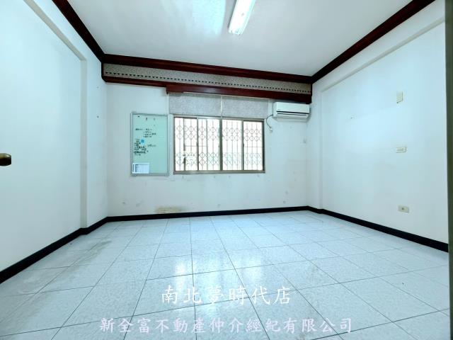 中西區透天-7