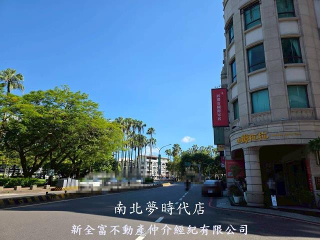 台南東區店面-6
