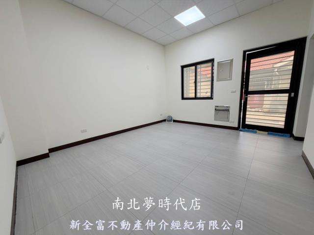 台南歸仁透天-1