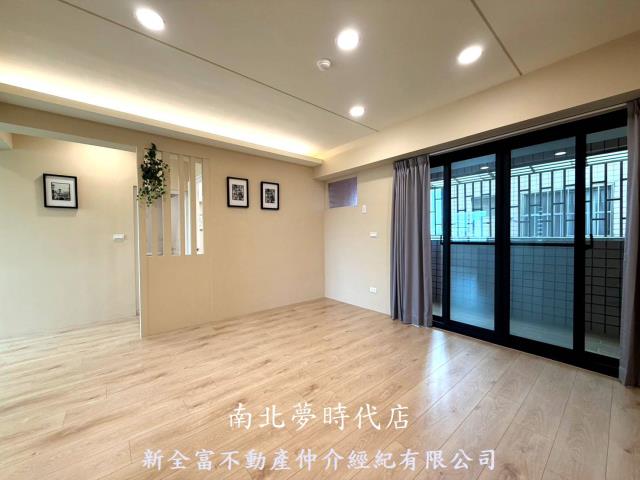 台南東區華廈-1