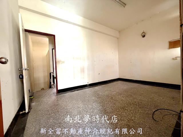 台南北區透天-1