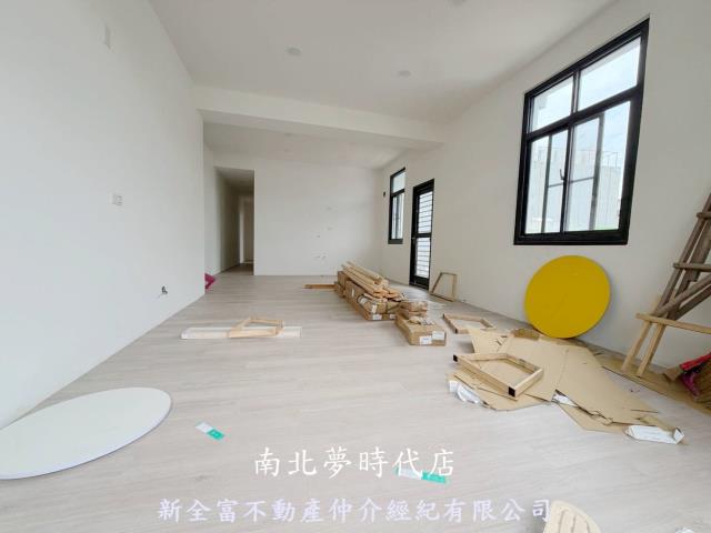東區公寓-1