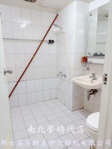 北區華廈-9