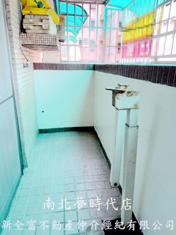 北區華廈-13