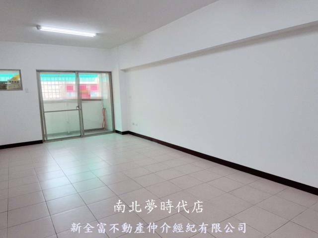 北區華廈-1