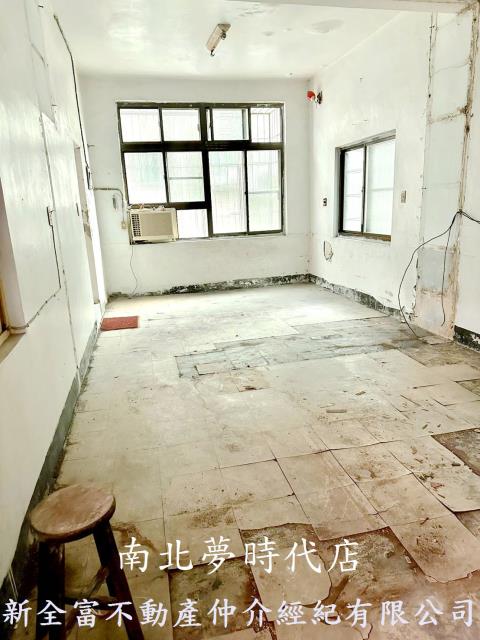 高雄鹽埕透天-4