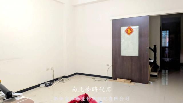 台南歸仁透天-1