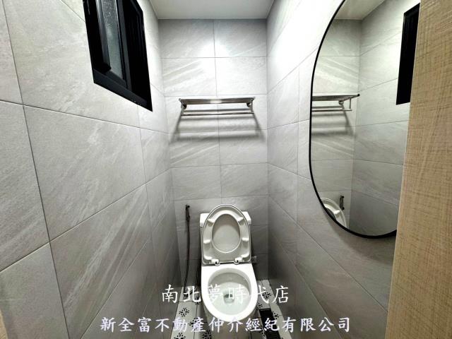 高雄鹽埕透天-12
