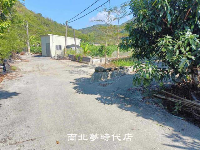 台南楠西山坡地-0