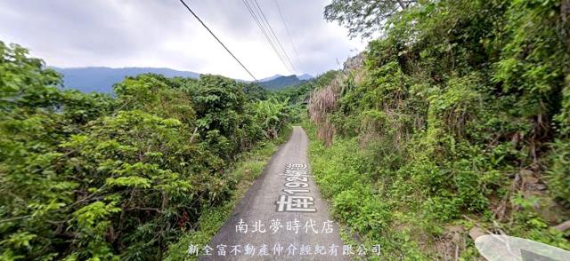 台南楠西山坡地-1